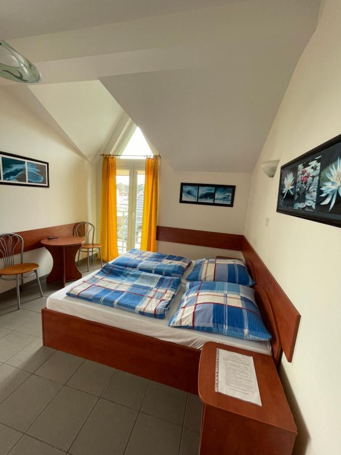 Willa Mira 200 Metrow Od Morza Misdroy Exterior foto