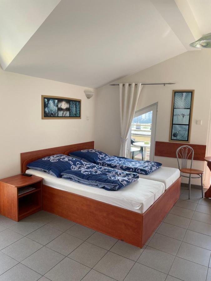 Willa Mira 200 Metrow Od Morza Misdroy Exterior foto
